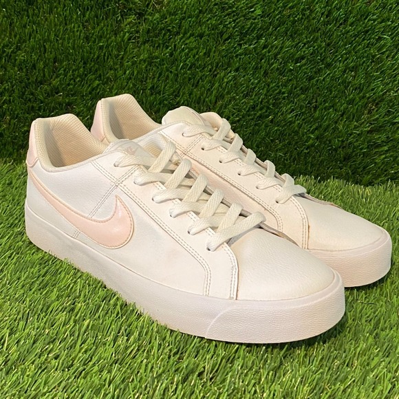 nike women's court royale ac sneaker